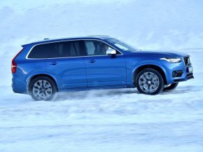 2017 Volvo XC90 T8 Plug-In Hybrid